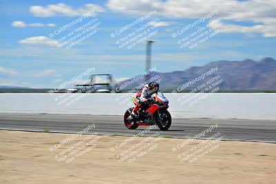 media/Mar-25-2024-Moto Forza (Mon) [[8d4319bd68]]/2-Advanced Group/Session 4 Front Straight Speed Pans/